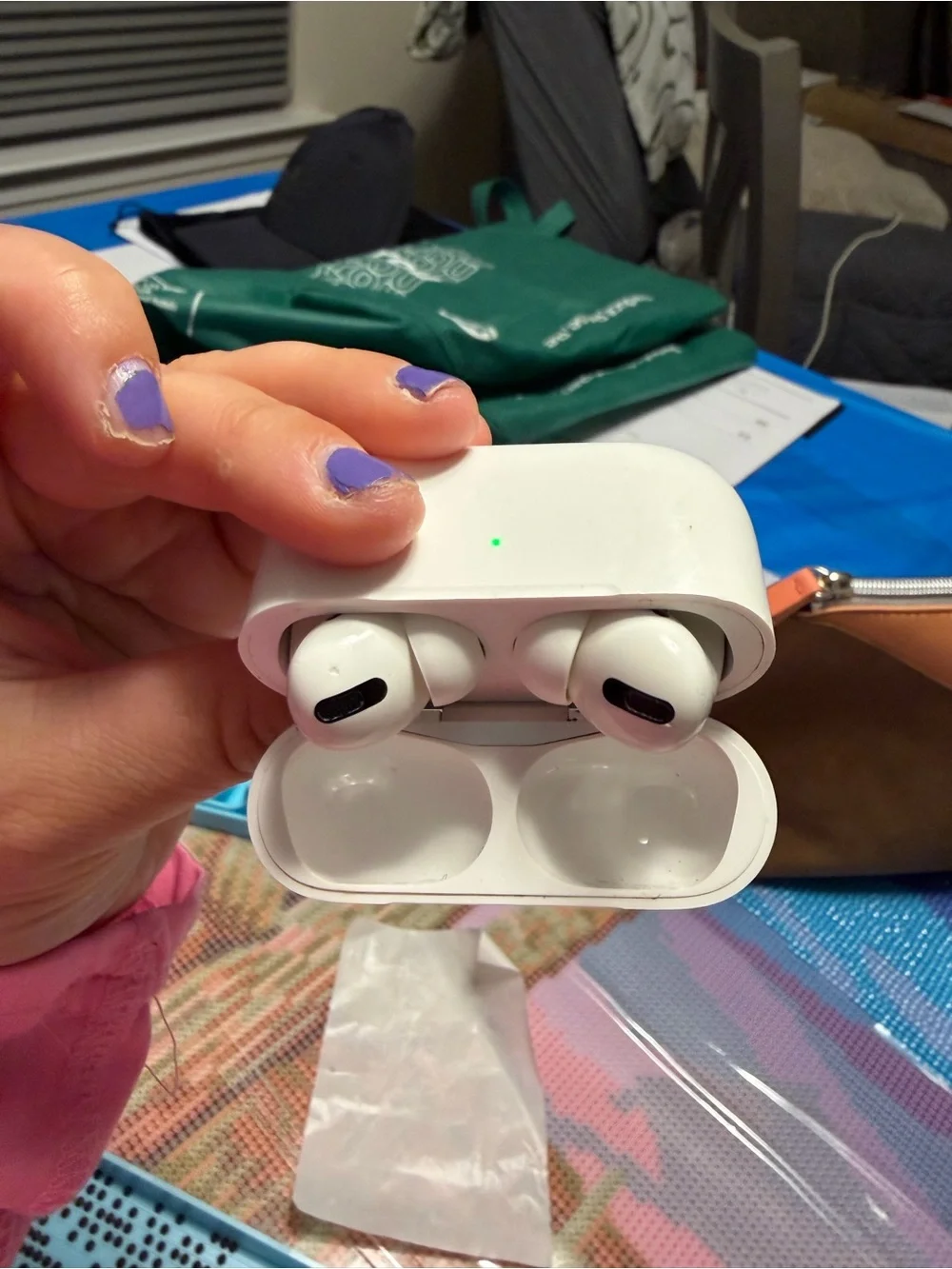 Apple airpods pro